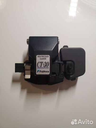 Скалыватель оптического волокна Fujikura CT-30