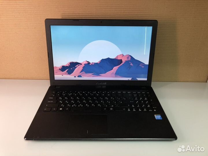 Тонкий Asus X551/4 ядра/4Гб/SSD 128Gb/Батарея 5ч