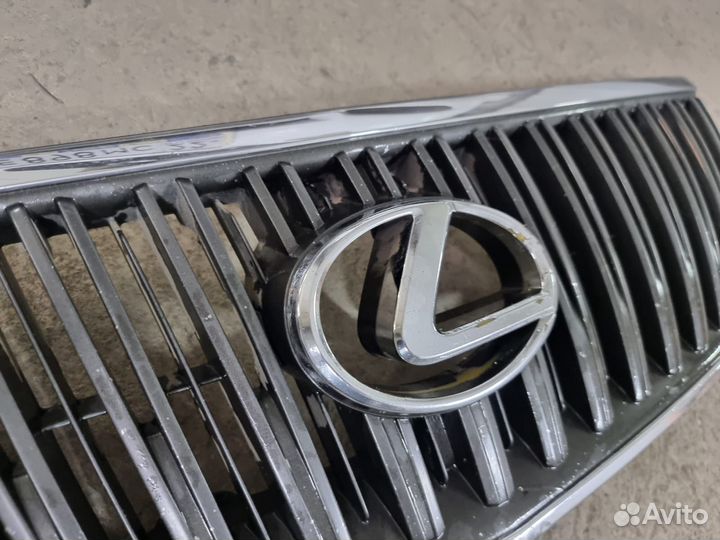 Решётка радиатора Lexus RX330