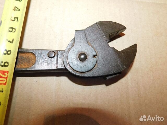 Антикварный, разводной ключ 