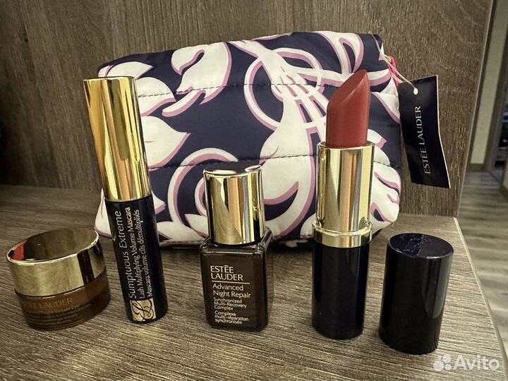 Набор косметики estee lauder