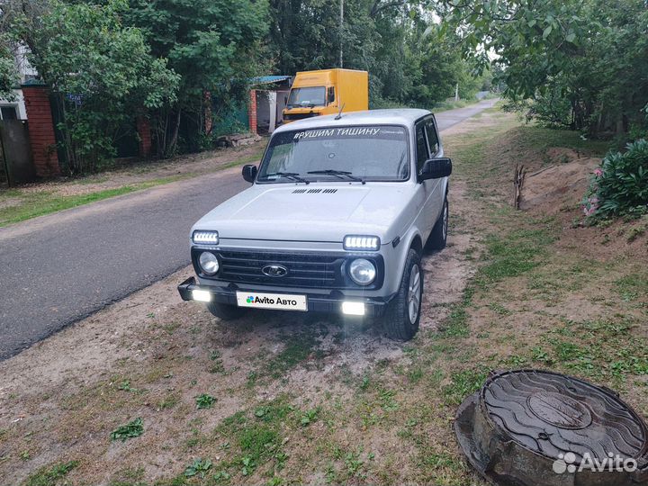 LADA 4x4 (Нива) 1.7 МТ, 2019, 100 000 км