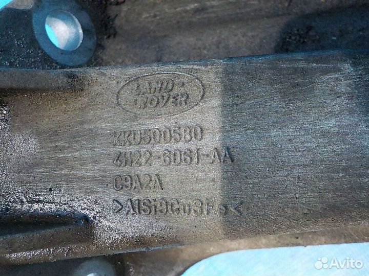 Кронштейн опоры двигателя левый land rover Discove