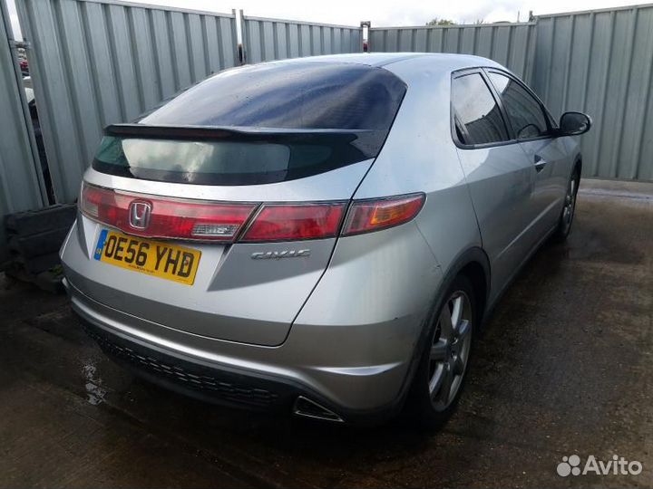 Разбирается honda Civic 5D 2006-2012