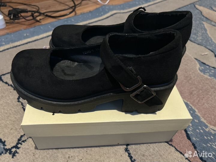 Туфли женские 38 размер