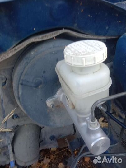 Главный тормозной цилиндр Mitsubishi lancer 9