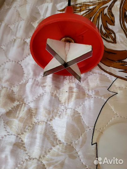 Кухонный измельчитель ручной