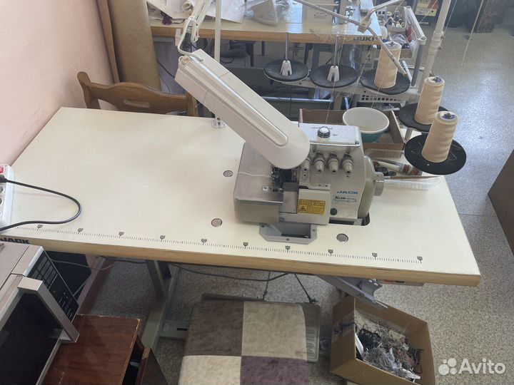 Швейная машинка juki