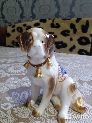 Фарфоровая статуэтка