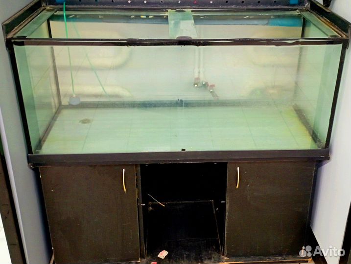 Аквариум с тумбой