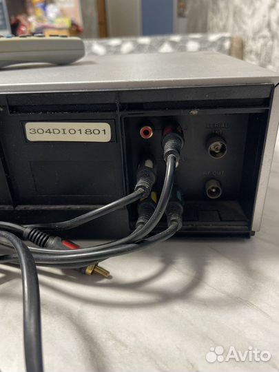 Видеомагнитофон lg