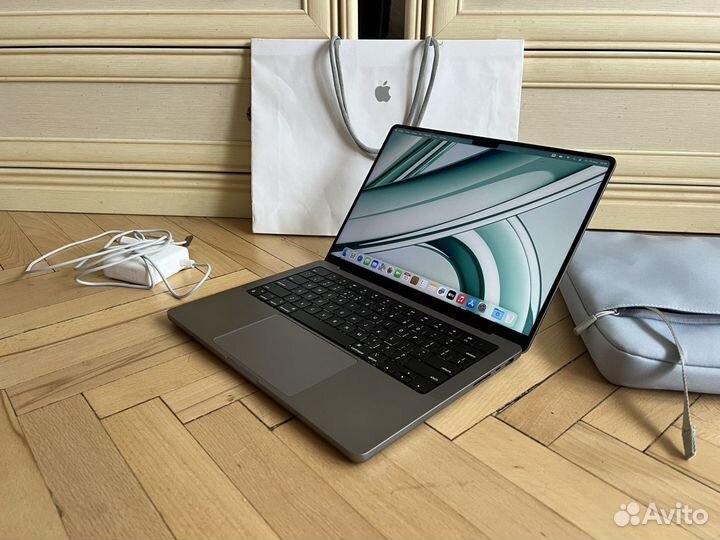 MacBook Pro 14 2023 M2 16Gb 1Tb 180 циклов