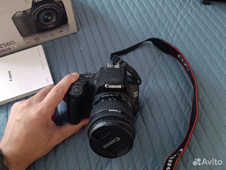 Зеркальный фотоаппарат canon eos 250d kit