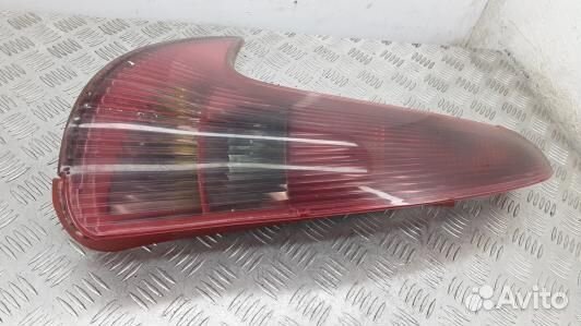 Фонарь задний левый peugeot 206 (1BE04MX01)