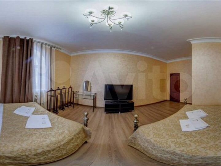 Коттедж 1500 м² на участке 40 сот.