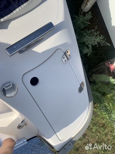 Катер Uttern D66