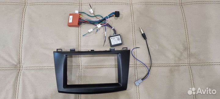 Рамка под 2 din магнитолу для Mazda 3 BL + canbus