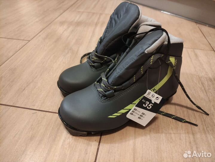 Лыжи детские новые