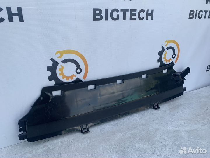 Кронштейн заднего бампера Mercedes A2058851600