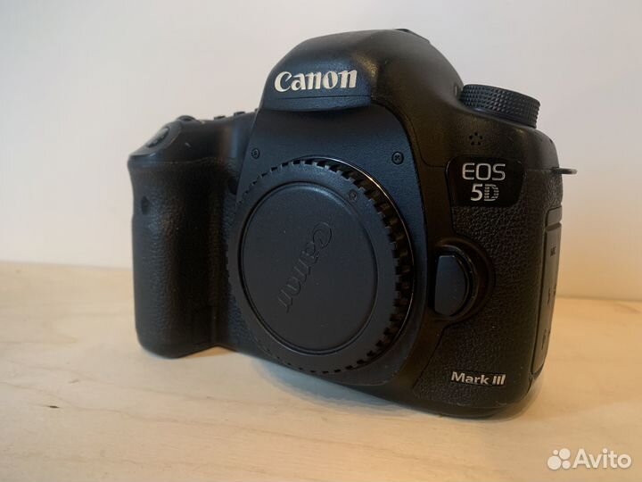 Canon eos 5D mark iii