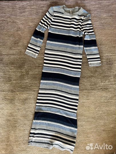 Платье Stradivarius s/m