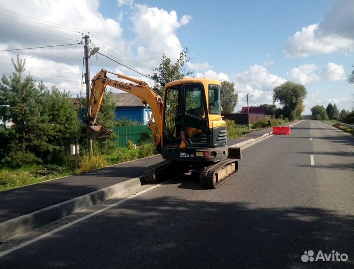 Аренда услуги мини погрузчика бобкэт