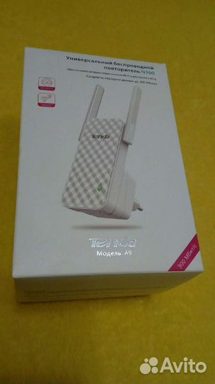 Усилитель повторитель Wi-Fi Tenda