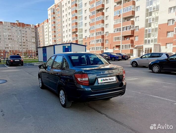 LADA Granta 1.6 МТ, 2021, 39 560 км