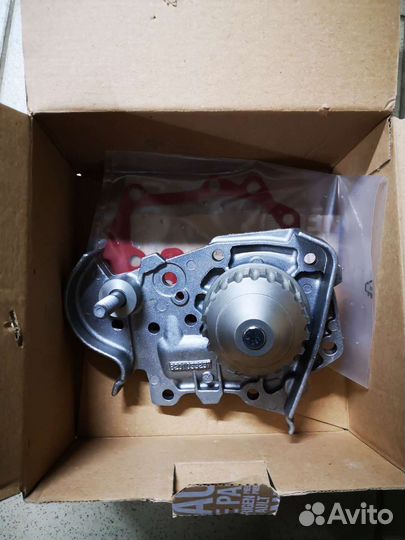Помпа renault logan