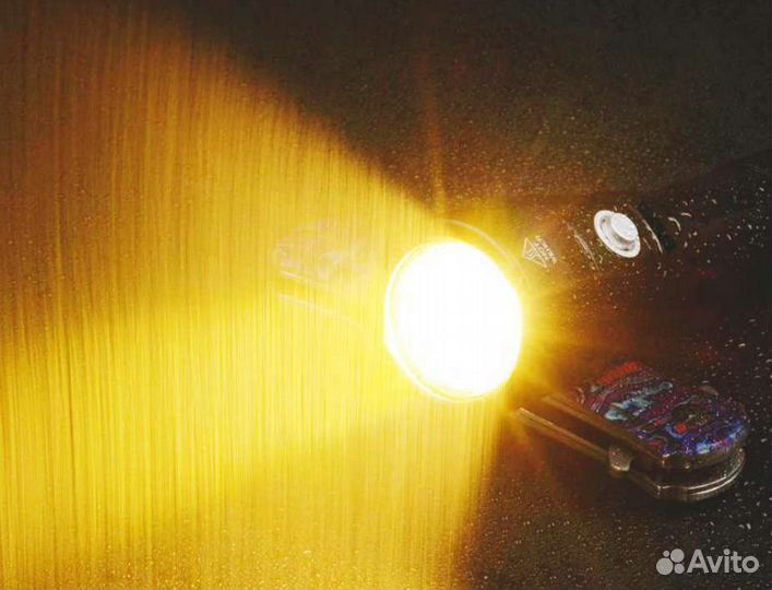 Мощный подводный фонарь желтый свет