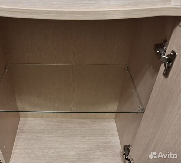 Шкаф сервант для посуды