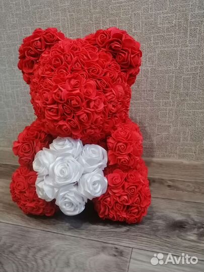 Мишка из роз