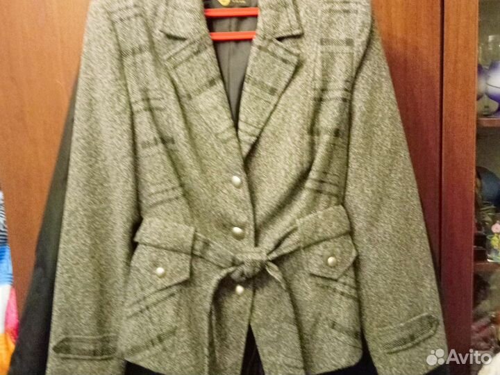 Пиджак женский, 52 размер