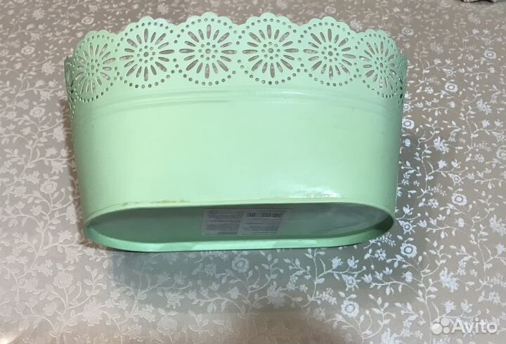 Кашпо для цветов металлические