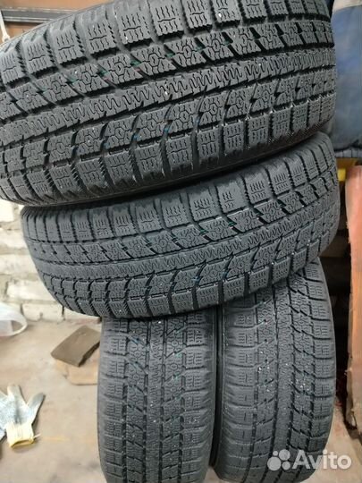 Toyo Observe GSi-5 185/60 R15 84Q