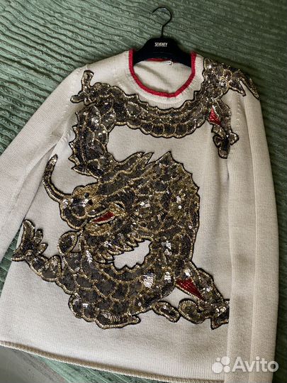 Свитер женский М-L