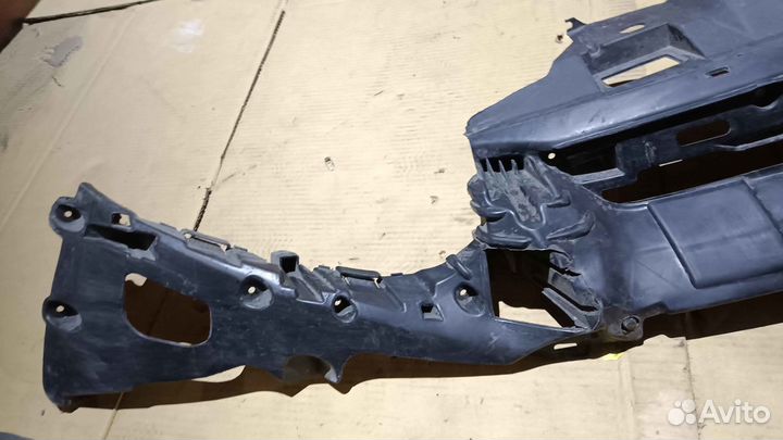 Каркас переднего бампера Ford Focus 3 2015