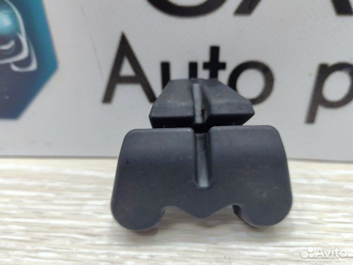 Подушка радиатора Bmw X5 E70 N62B48 2008