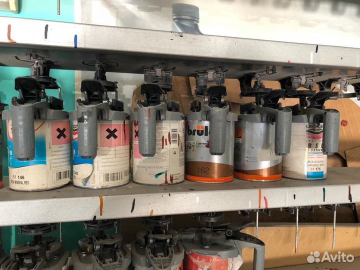 Лаборатория Lechler по подбору автомоб. красок