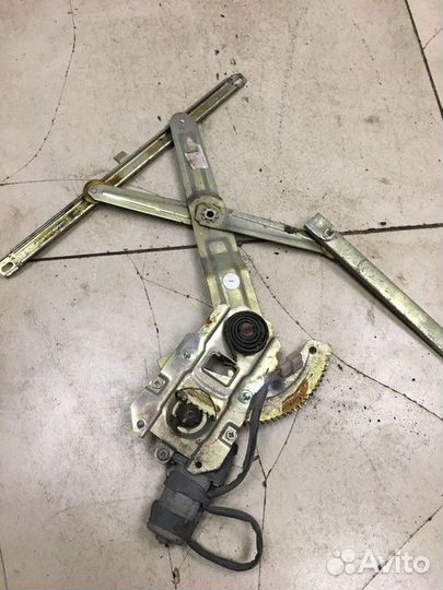 Стеклоподъемник электрический задний правый