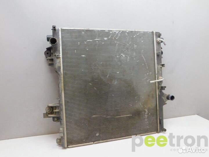 Б/У Б/У Радиатор охлаждения б/у 1640030390 toyota