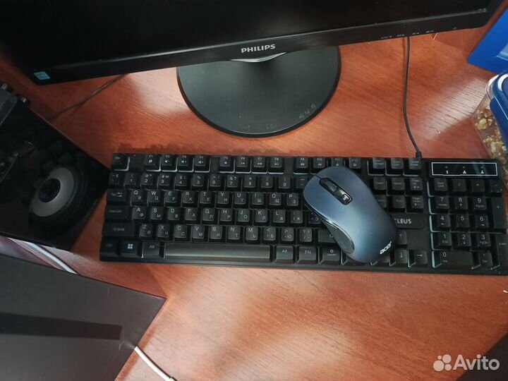 Монитор для компьютера 27 дюйма бу