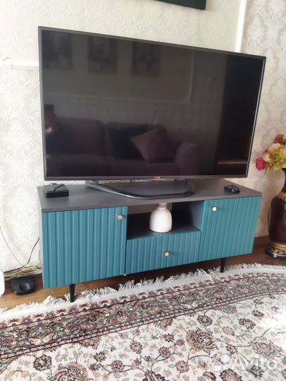 Тумба под телевизор