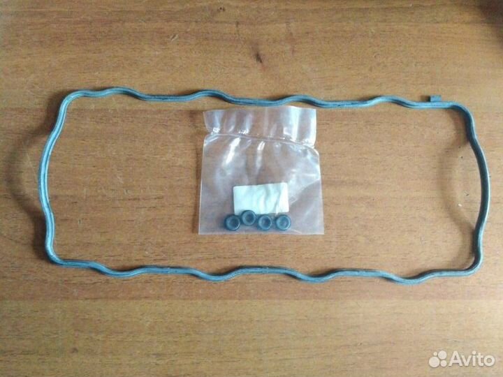 Прокладка клапанной крышки Suzuki
