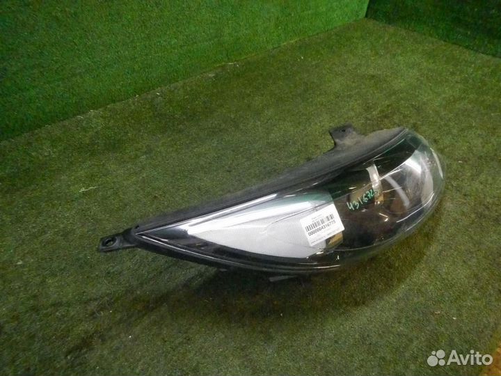 Фара правая Kia Sportage