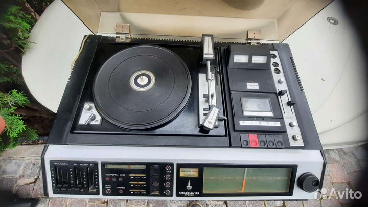 Проигрыватель мелодия 106