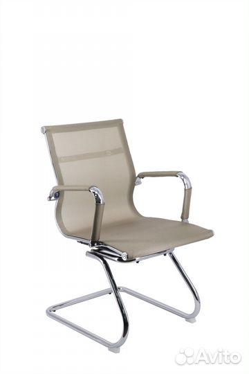 Офисное кресло