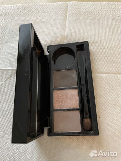 Палетка теней для Smoky eyes bobbi brown
