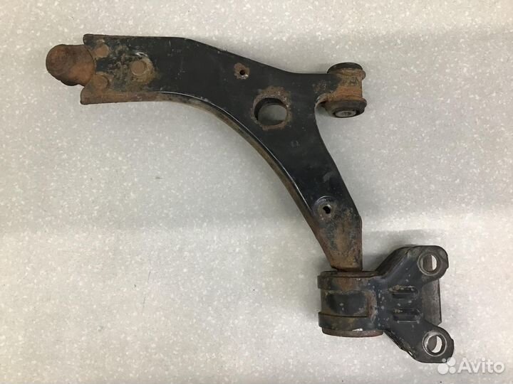 Рычаг передний правый Ford Focus III 2011