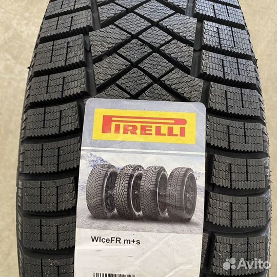 Pirelli Ice Zero FR 225/55 R17 101H